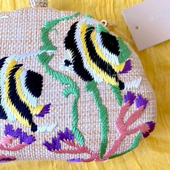 Brand New D\'Margeaux Embroidered Tropical Fish Shell Straw Crossbody Chain Purse